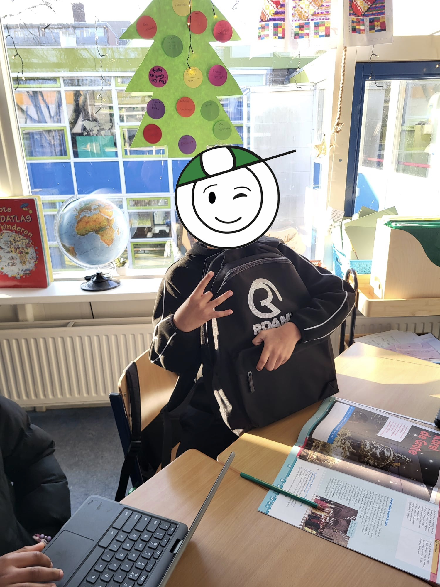 5908f7b9-1112-4cb7-b679-ef021f1b816a